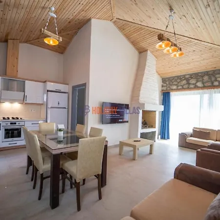 Villa Aylin 1 *